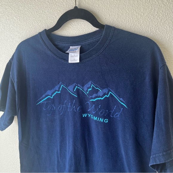 top of the world wyoming t-shirt - Picture 5 of 6